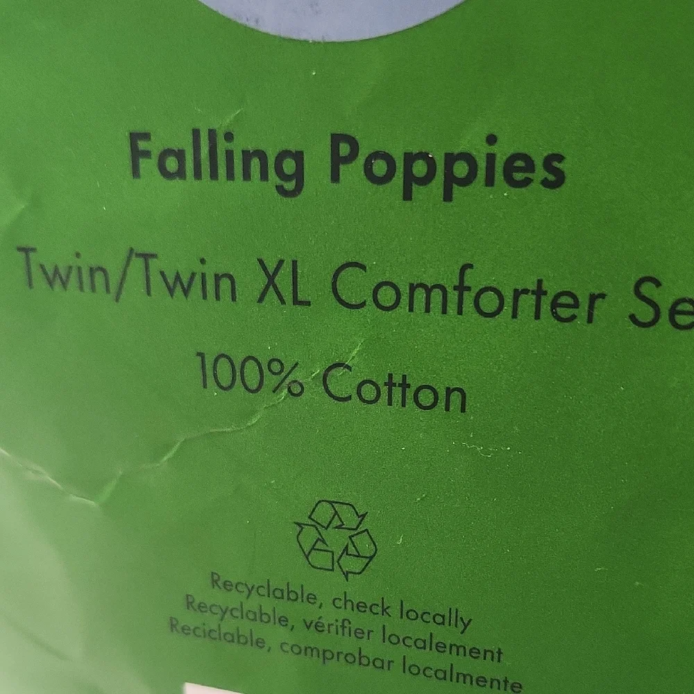 Kate Spade Falling Pippies White and Pink Comforter Set